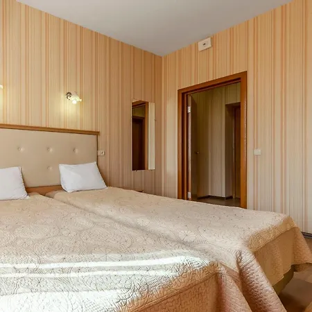 Siesta киев 3*
