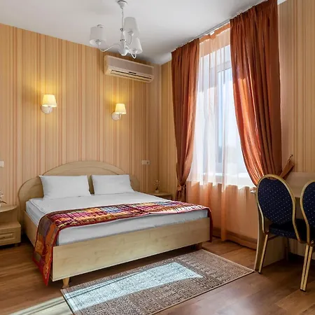 Siesta киев 3*